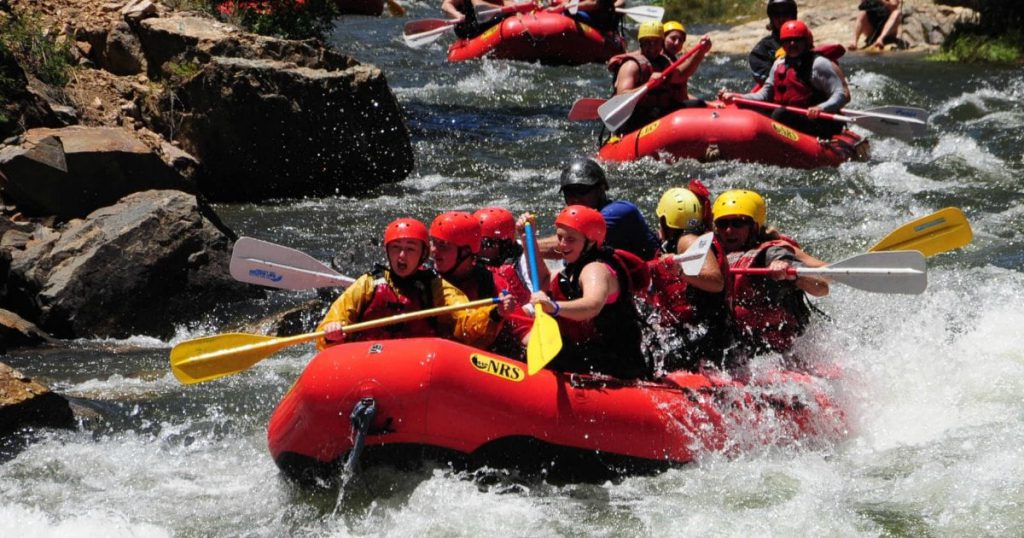 Hit The River With Raft Masters